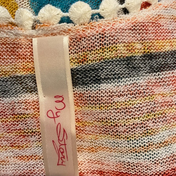 Tunic - Picture 2 of 3